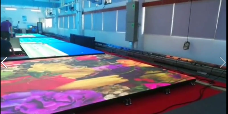LED互动<a  data-cke-saved-href=http://www.558led.com/dizhuan/ href=http://www.558led.com/dizhuan/ target=_blank class=infotextkey>地砖屏</a>